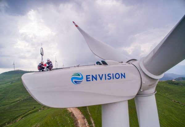 <div style="display:flex;flex-direction:column;align-items:center;text-align:center;gap:2px;"><img src="https://energy-wind.md/wp-content/uploads/2023/04/logo-envision.webp" style="width:60px;height:60px;object-fit:contain;">Turbine eoliene - Envision</span></div>